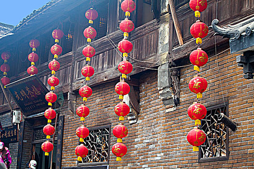 xs thu 6 hang tuan