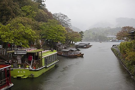 lô gan miền bắc