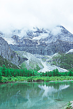 lo bach thu khung 3 ngay mien phi