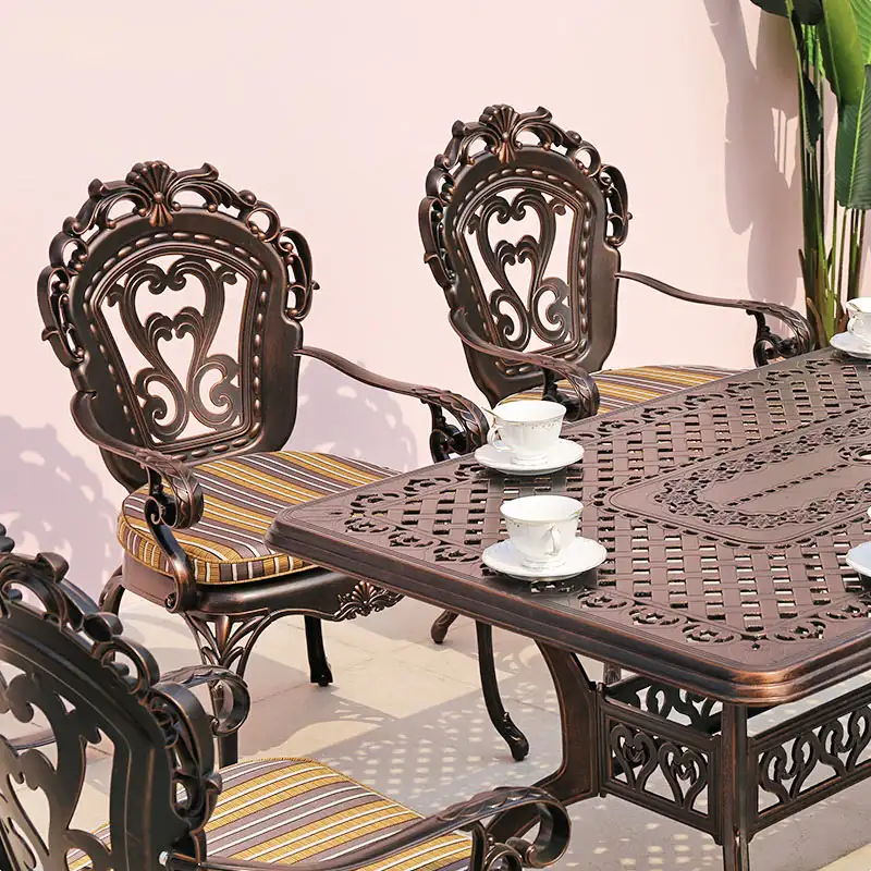 Bàn ghế nhôm đúc cổ điển BG-04
