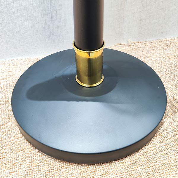 Cột chắn inox đen dây chùng