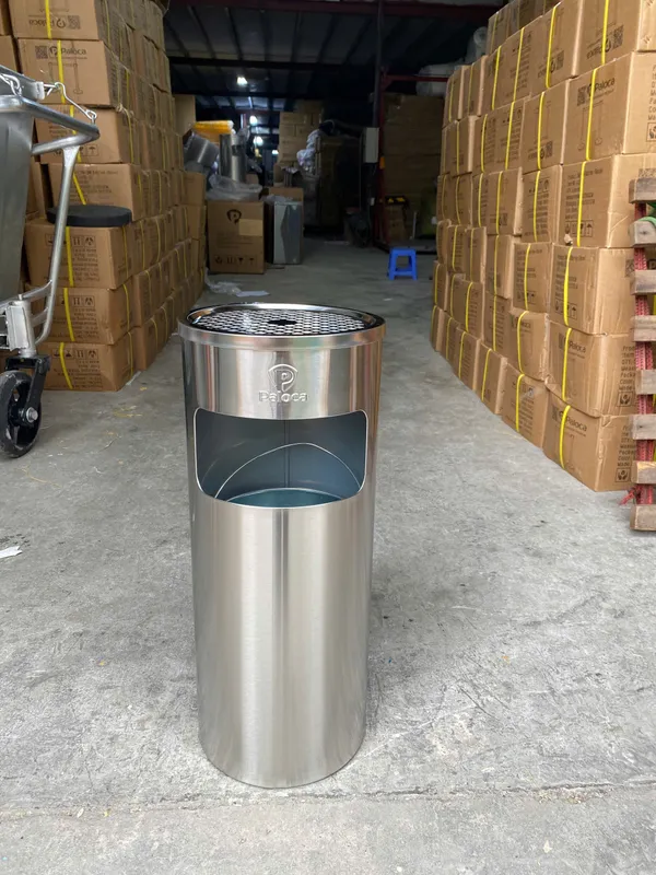 Thùng rác inox tròn có gạt tàn