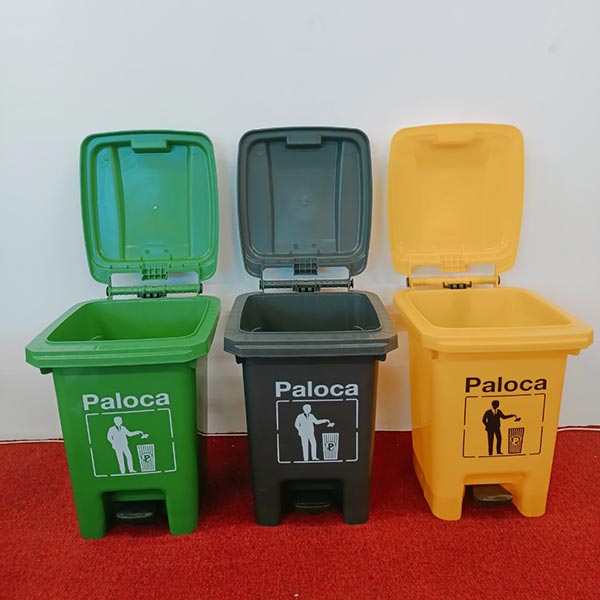 Thùng rác nhựa đạp chân 60L