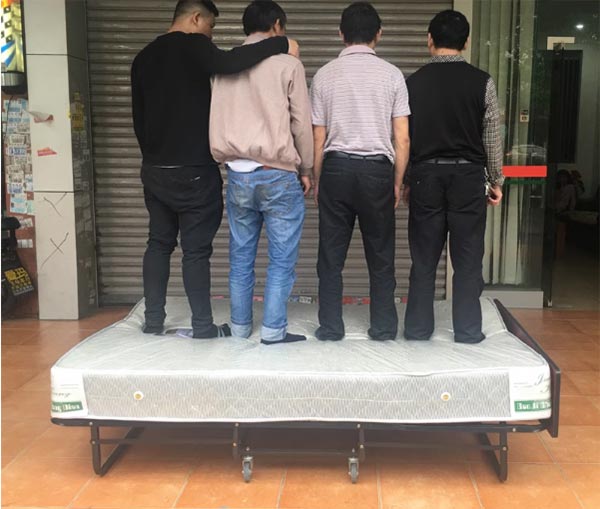 Giường extra bed khách sạn đệm lò xo 20cm