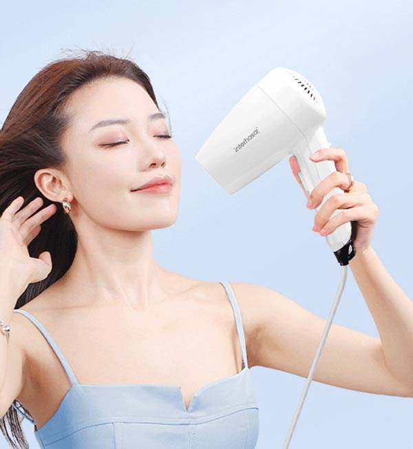 Máy sấy tay treo tường khách sạn