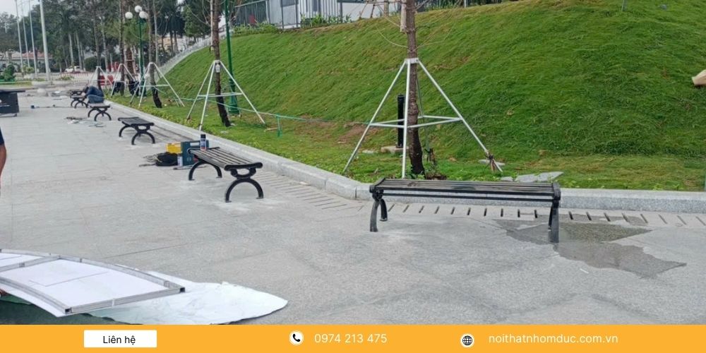 Ghế dài công viên chân gang đúc nan gỗ