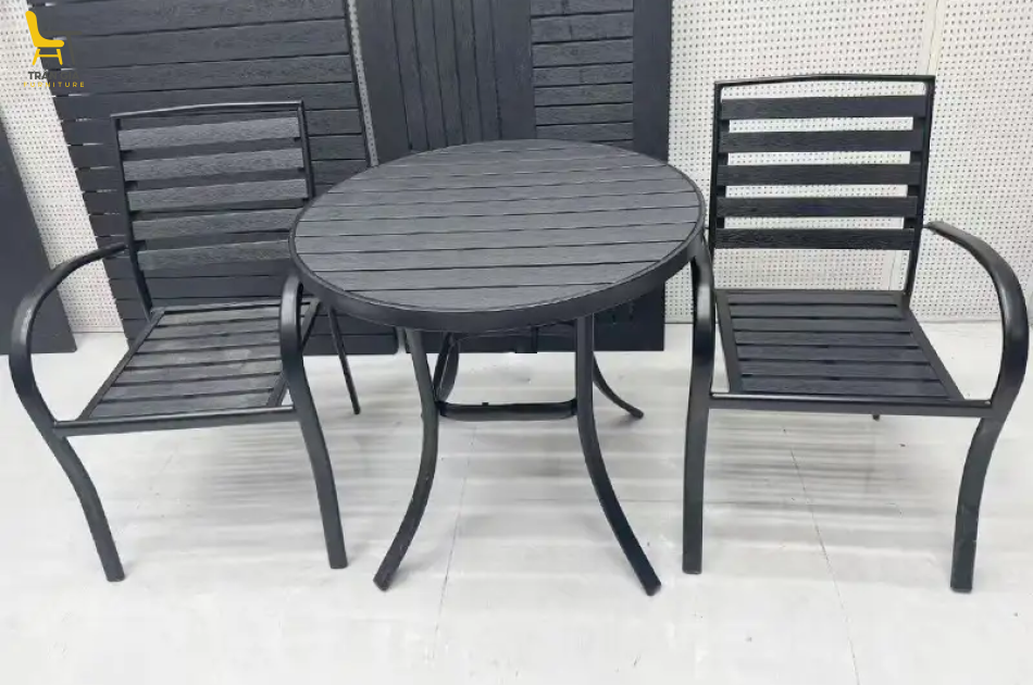 Bàn ghế khung nhôm đúc nan gỗ nhựa BG03