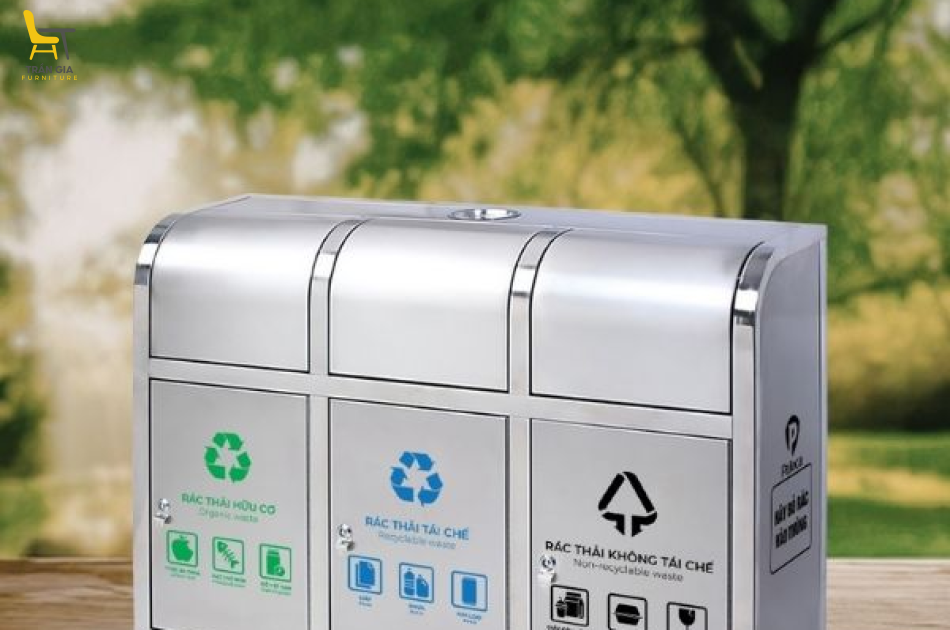 Thùng rác inox 3 ngăn cửa đẩy ngoài trời