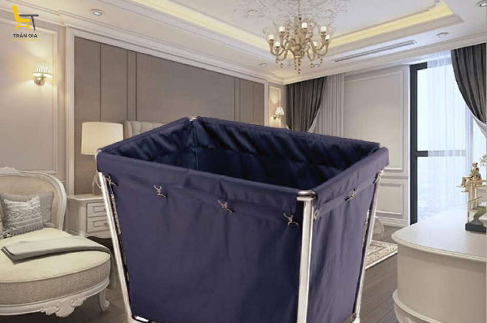 Xe chở đồ giặt là khung inox túi vải bạt lớn