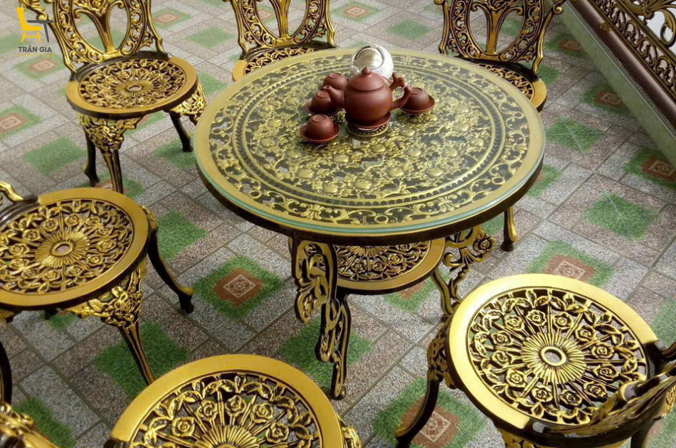  Bàn ghế nhôm đúc BT-3