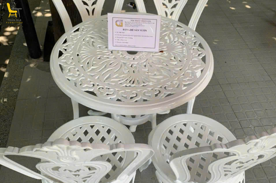 Bàn ghế nhôm đúc BT-8